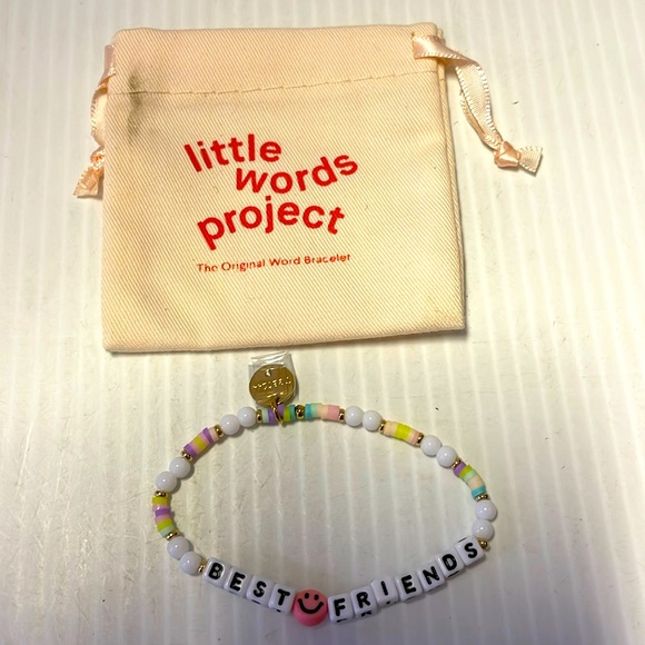 Little Words Project Best 😀 Friends Bracelet - Picture 1 of 9